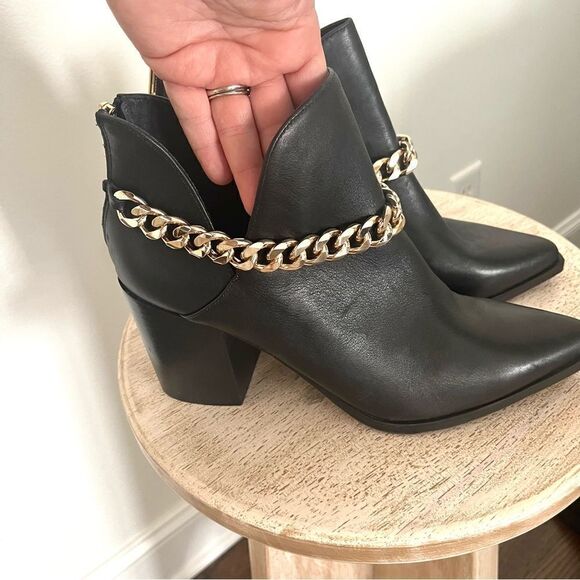 Steve Madden Tranquil Ankle Boots with Gold Chain Accent‎ Size 10 NWOB - Picture 5 of 9